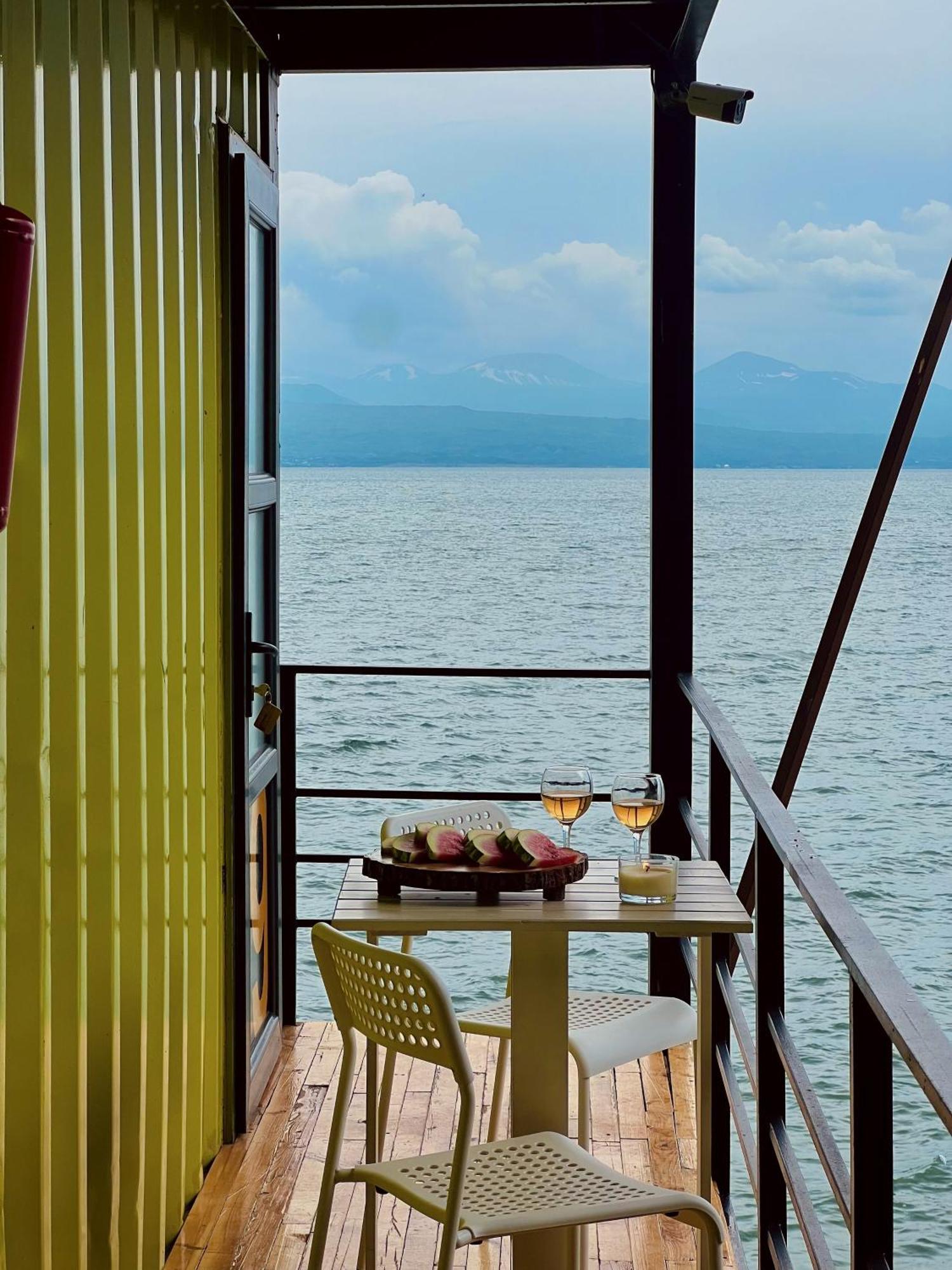 Altitude 1900 Dive Resort - Sevan Lake Chambarak エクステリア 写真