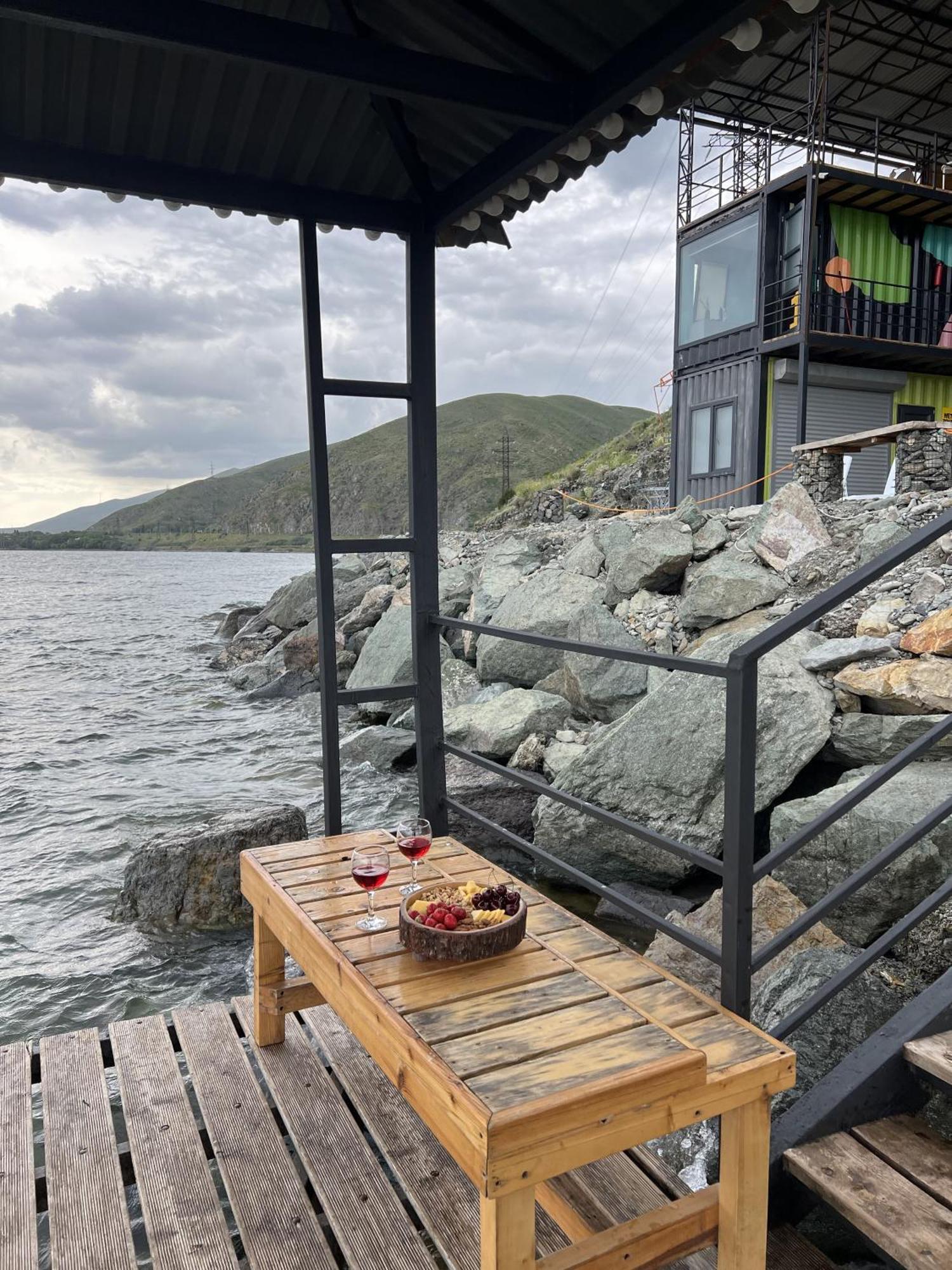 Altitude 1900 Dive Resort - Sevan Lake Chambarak エクステリア 写真